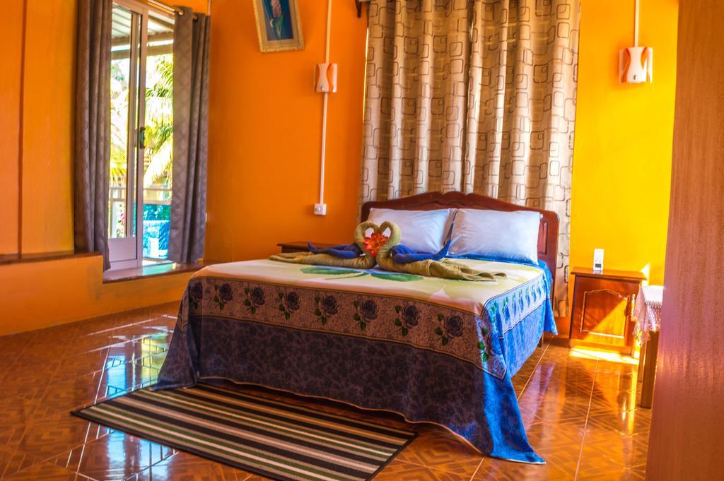 Merlin Guest House Nouvelle Découverte المظهر الخارجي الصورة