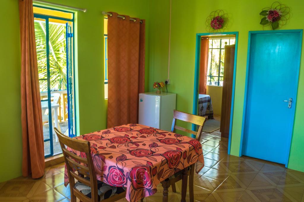 Merlin Guest House Nouvelle Découverte المظهر الخارجي الصورة